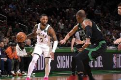 开云体育登录-雄鹿碾压热火，塔图姆状态火热