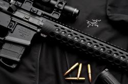 开云体育中国-红土之王与草地挑战，纳达尔在法网与温网的鏖战