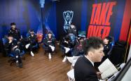 开云体育平台APP-TES碾压Rogue,Deft送出助攻的简单介绍