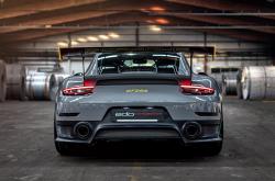 开云体育官网-冰与火之歌，当冰岛火力压制几内亚，库尔图瓦的叹息划破长夜