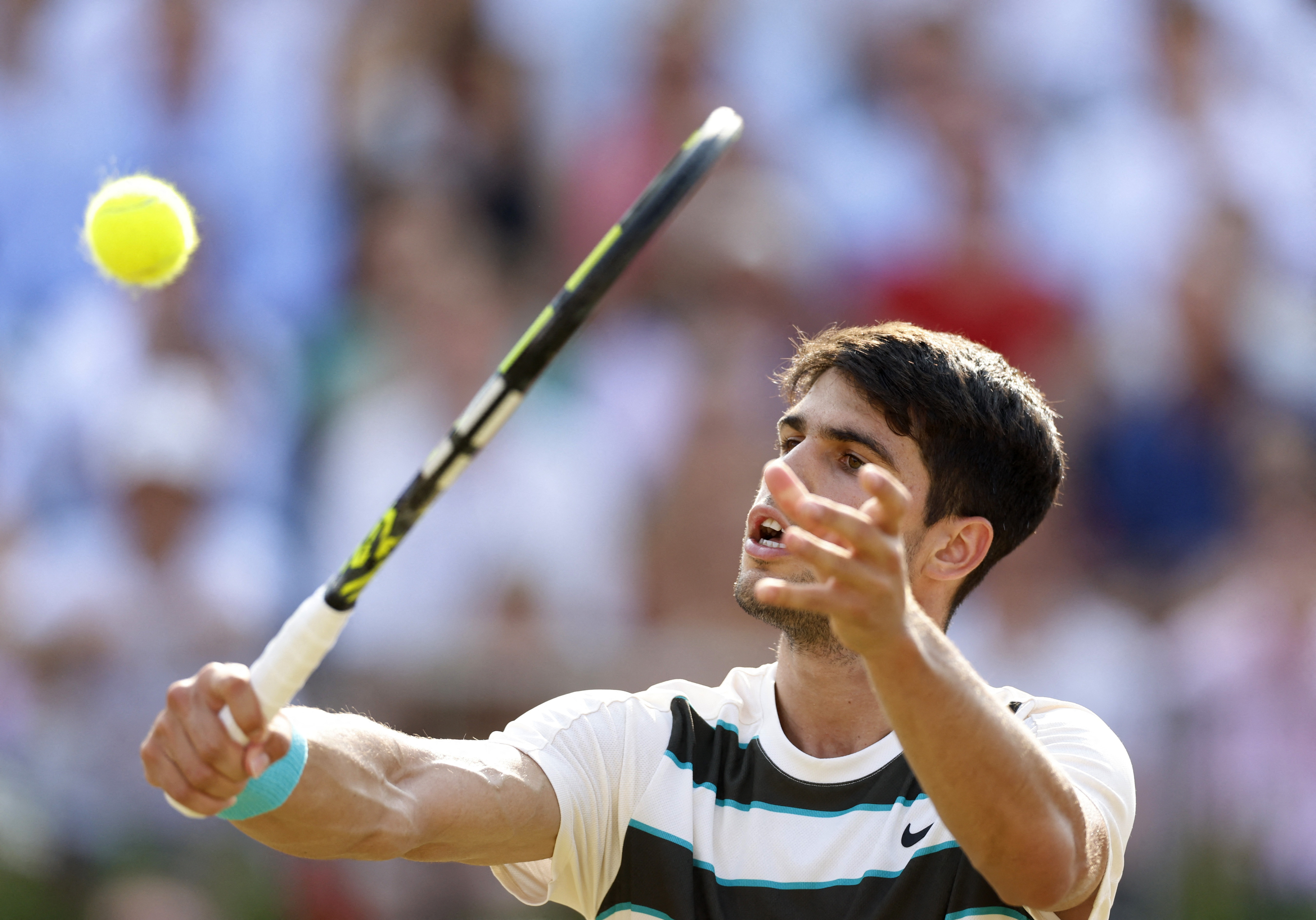 世界网球队逆转英国网球队,阿尔卡拉斯打破历史纪录的简单介绍 世界网球队逆转英国网球队,阿尔卡拉斯打破历史纪录的简单介绍