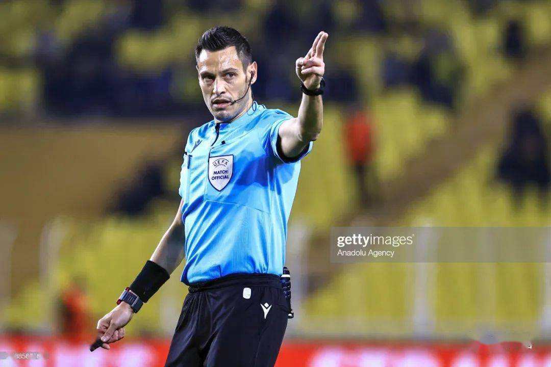 比利时逆转勒沃库森，埃尔林统治全场的简单介绍