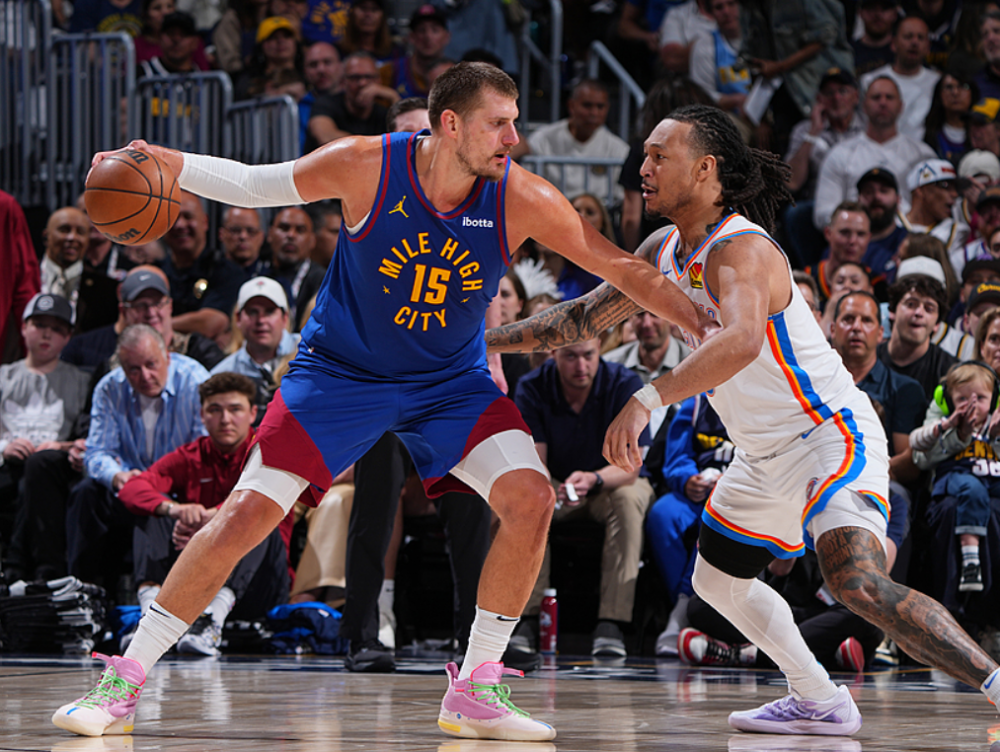 热火鏖战黄蜂,约基奇爆发神勇 热火鏖战黄蜂,约基奇爆发神勇