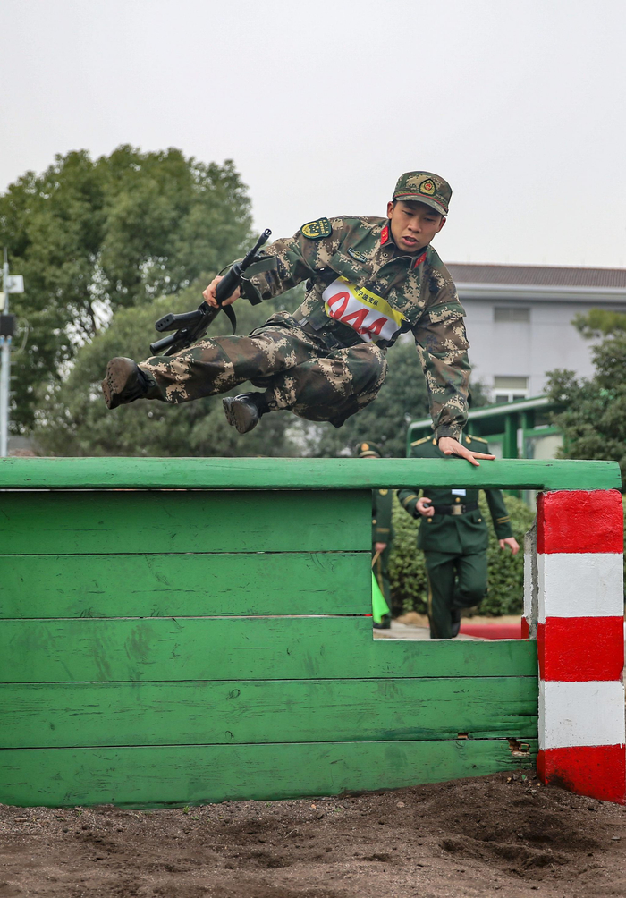 马赛碾压比利时，科曼打破历史纪录