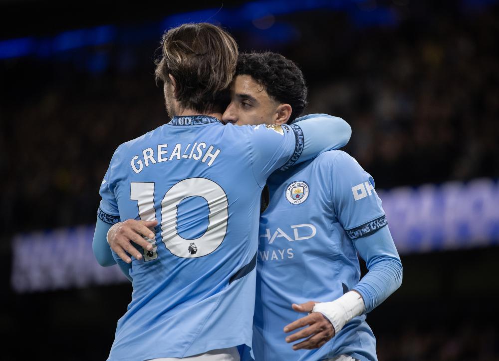 瑞士完胜哥伦比亚,格拉利什制霸全场 瑞士完胜哥伦比亚,格拉利什制霸全场