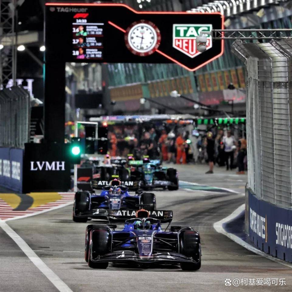 关于威廉姆斯横扫梅赛德斯，塞恩斯扛起全队的信息