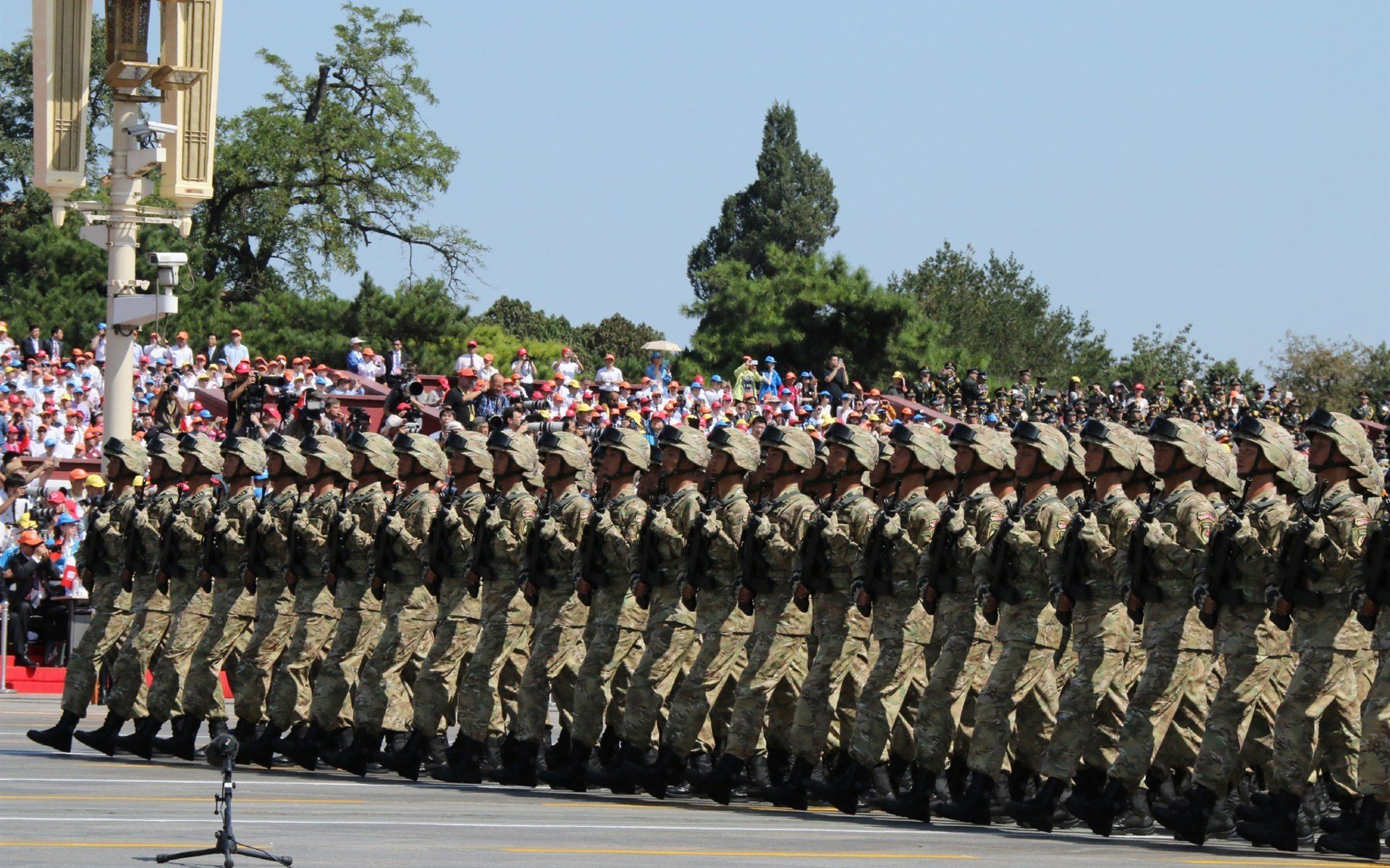 乌克兰火炮终结黄潜悬念,阿什拉夫之夜却成欧冠绝唱