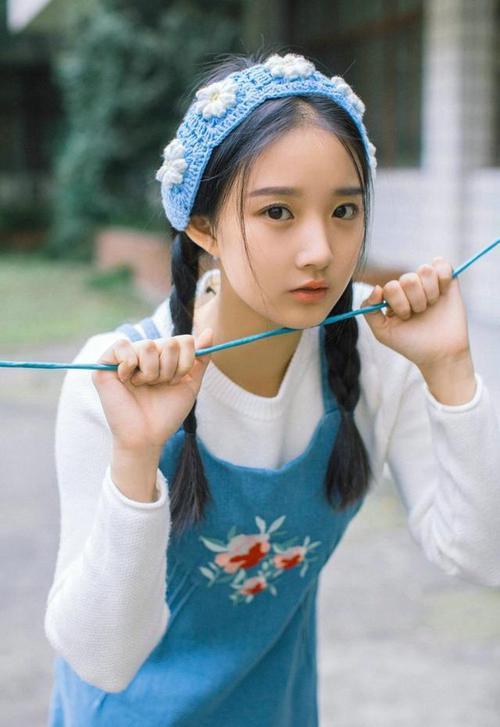 球场的怒吼,历史的回响,当本泽马爆发隐喻阿尔及利亚掀翻巴黎