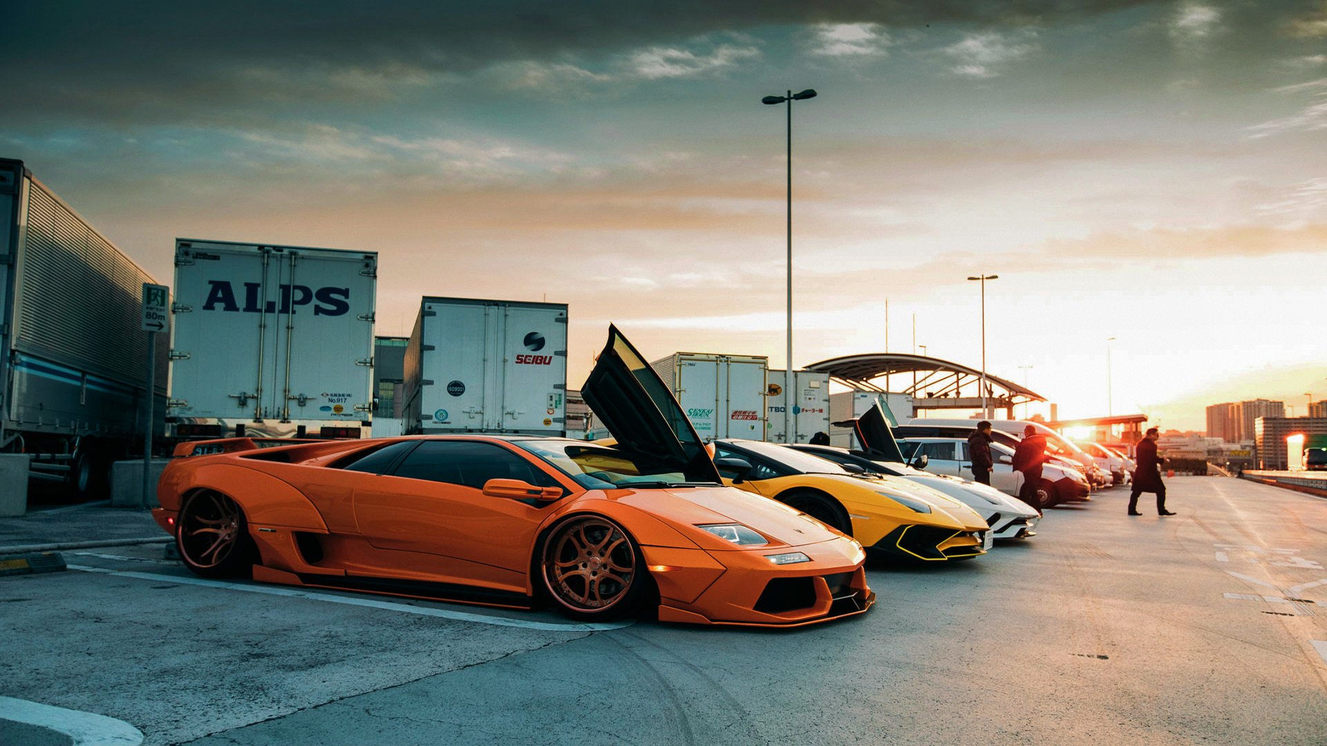 当格鲁吉亚人接过方向盘,克瓦拉茨赫利亚如何统治绿茵与赛道